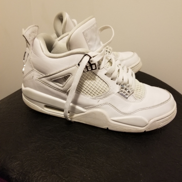 Jordan 4 PM - Picture 2 of 4